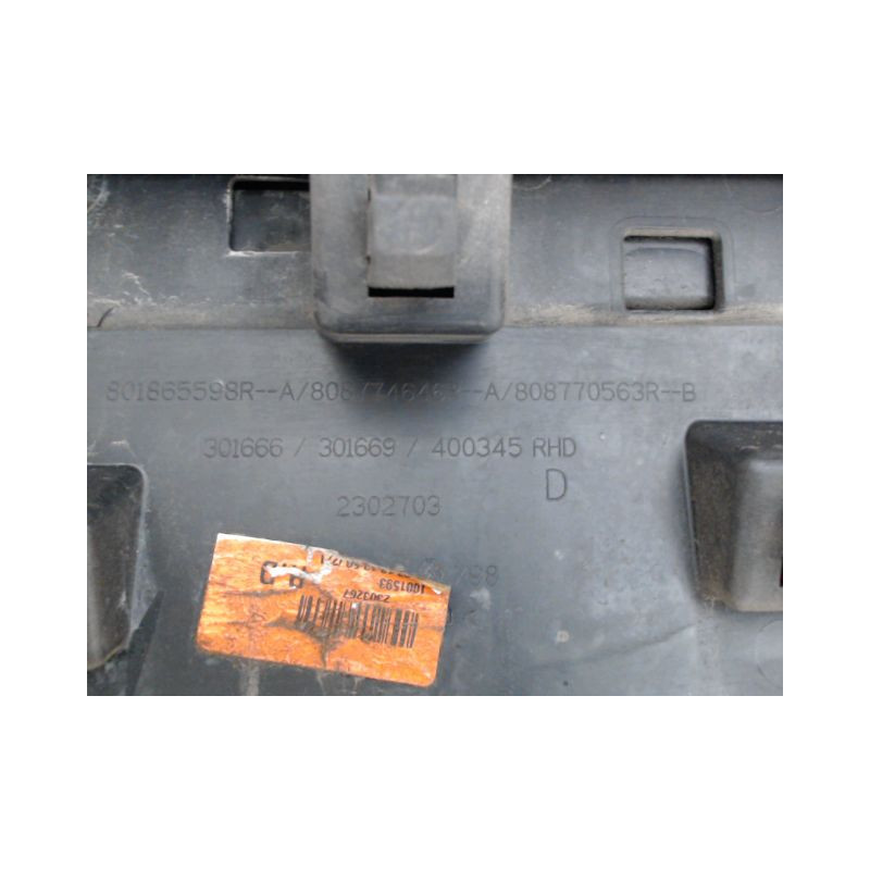 PROTECTION PORTE AVANT DROIT RENAULT CLIO