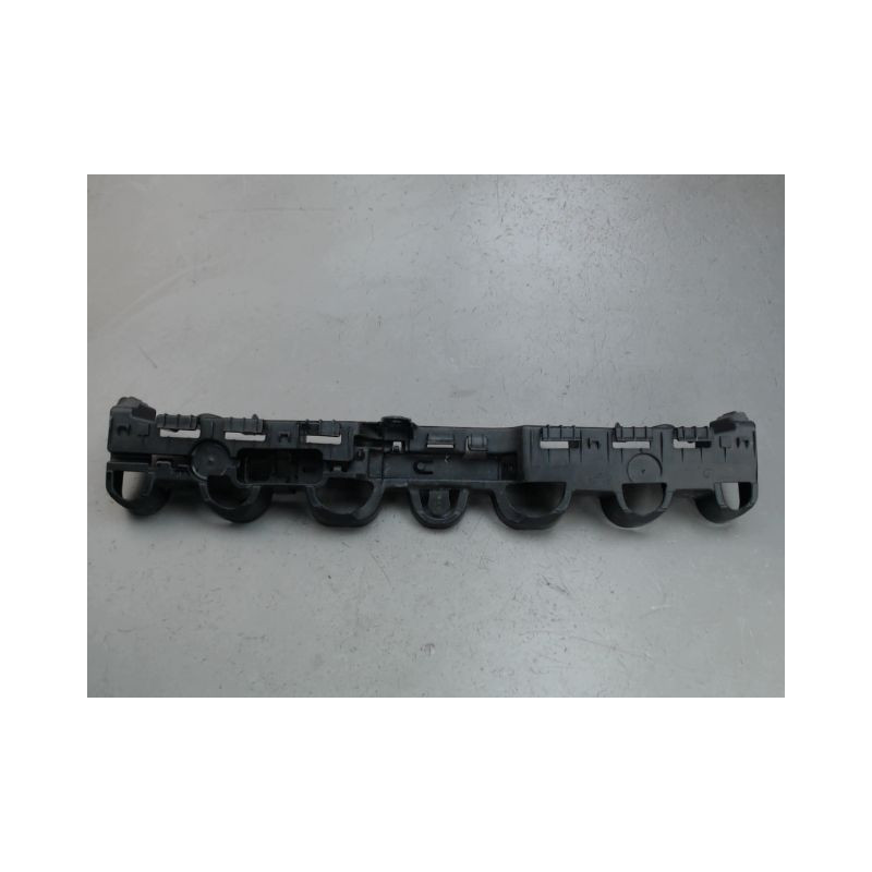 SUPPORT CENTRAL PARE-CHOC ARRIERE  RENAULT CLIO