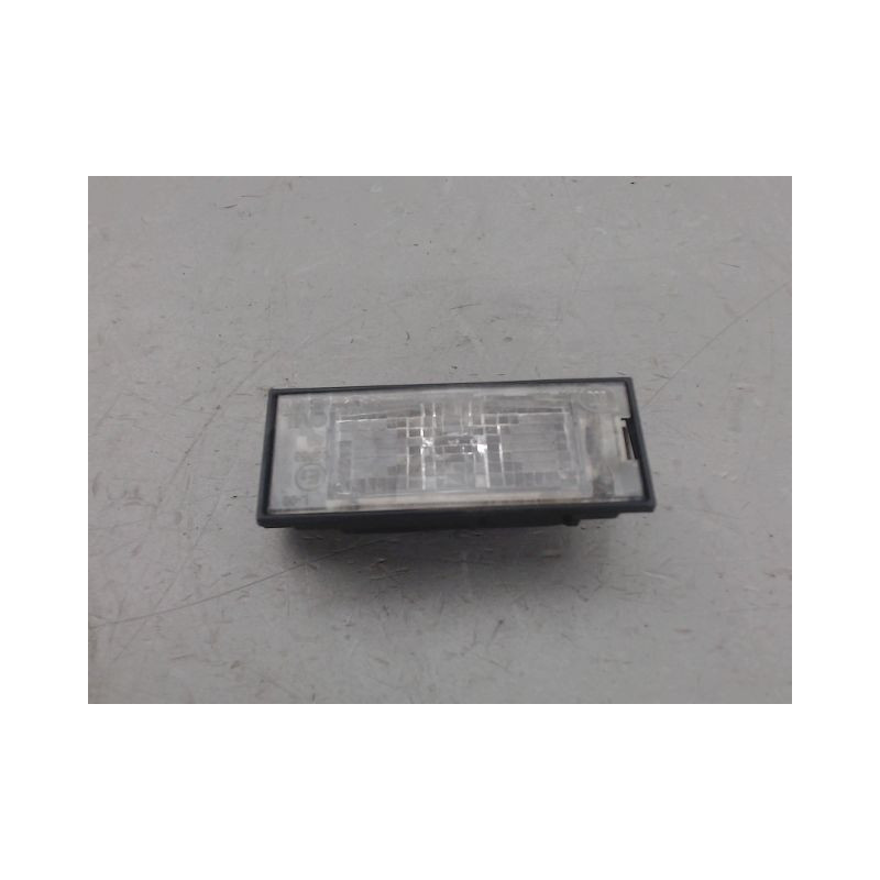 ECLAIREUR PLAQUE DE POLICE GAUCHE RENAULT CLIO