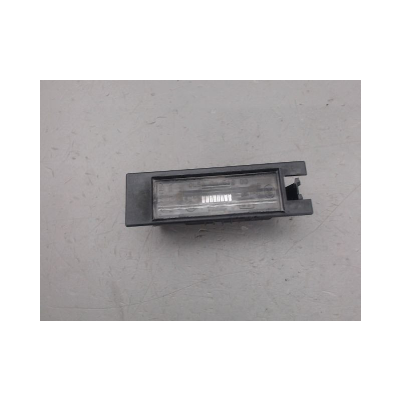 ECLAIREUR PLAQUE DE POLICE DROIT OPEL MERIVA