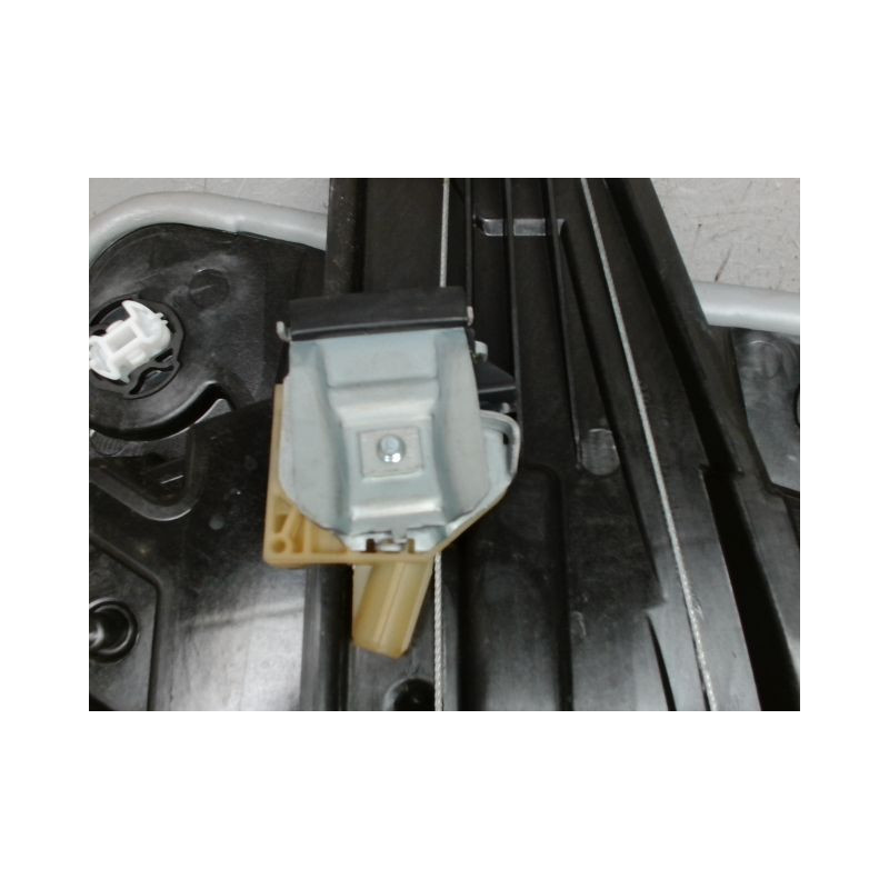 MECANISME+MOTEUR LEVE-GLACE AVANT DROIT FORD PUMA