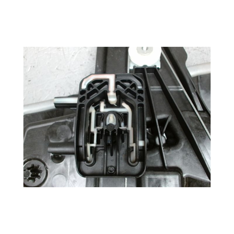 MECANISME+MOTEUR LEVE-GLACE AVANT GAUCHE FORD PUMA