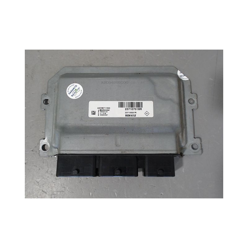 CALCULATEUR MOTEUR RENAULT CLIO