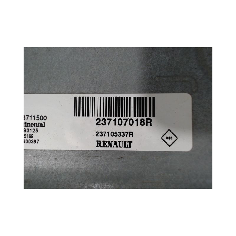 CALCULATEUR MOTEUR RENAULT CLIO