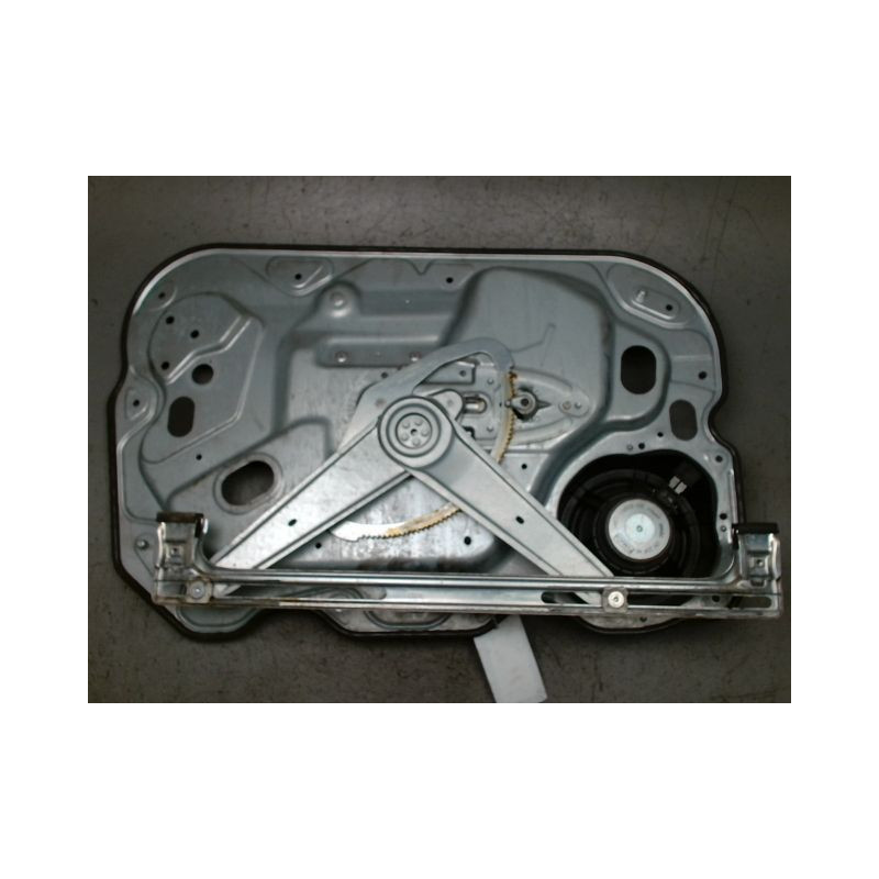 MECANISME+MOTEUR LEVE-GLACE AVANT DROIT FORD FOCUS 2008-