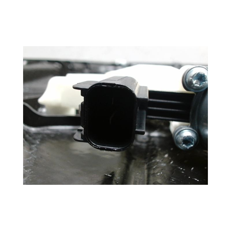 MECANISME+MOTEUR LEVE-GLACE AVANT GAUCHE FORD FOCUS