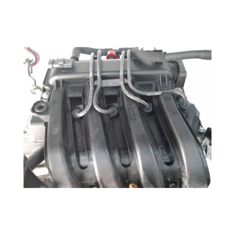 MOTEUR ESSENCE DACIA LOGAN 1.2