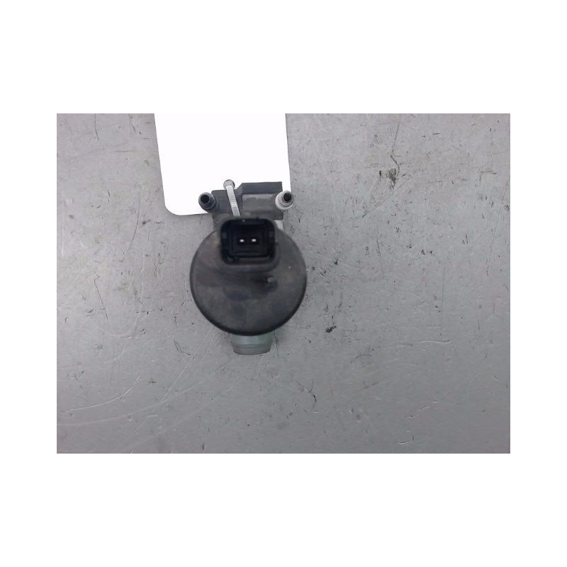 POMPE LAVE-GLACE AVANT NISSAN QASHQAI BREAK I Phase 1 2007-2010