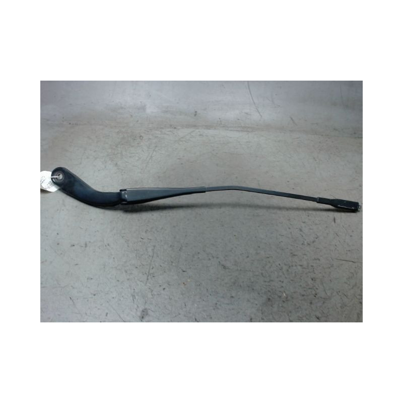 BRAS ESSUIE-GLACE AVANT DROIT B.M.W. SERIE 1