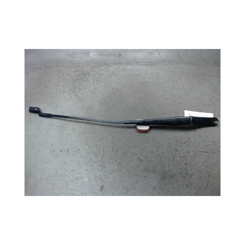 BRAS ESSUIE-GLACE AVANT DROIT SKODA CITIGO
