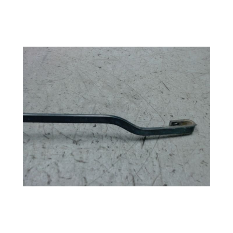 BRAS ESSUIE-GLACE AVANT DROIT OPEL CORSA 03-06