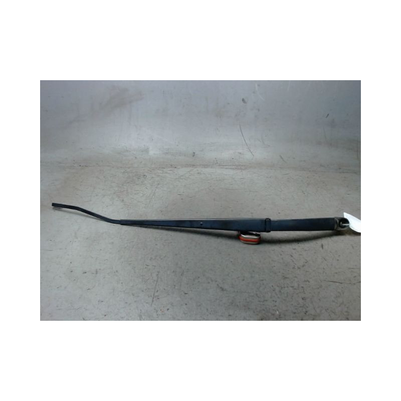BRAS ESSUIE-GLACE AVANT DROIT NISSAN QASHQAI
