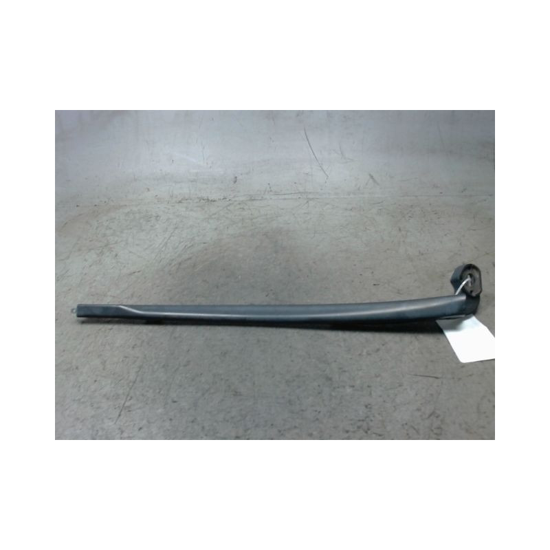BRAS ESSUIE-GLACE AVANT DROIT SEAT LEON 2009-