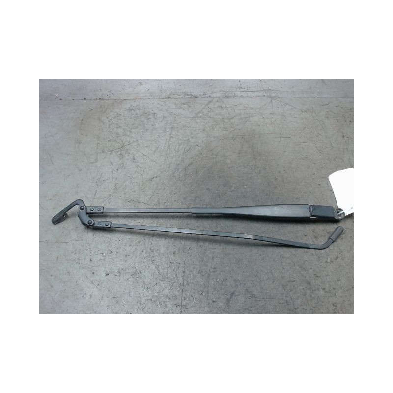 BRAS ESSUIE-GLACE AVANT TOYOTA AYGO 5P