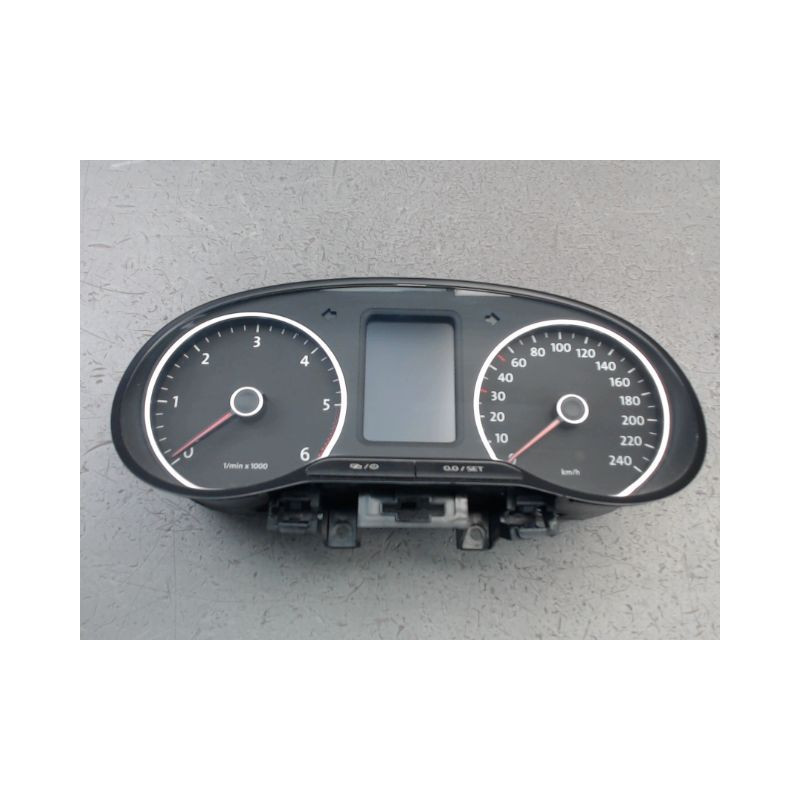 BLOC COMPTEURS VOLKSWAGEN POLO