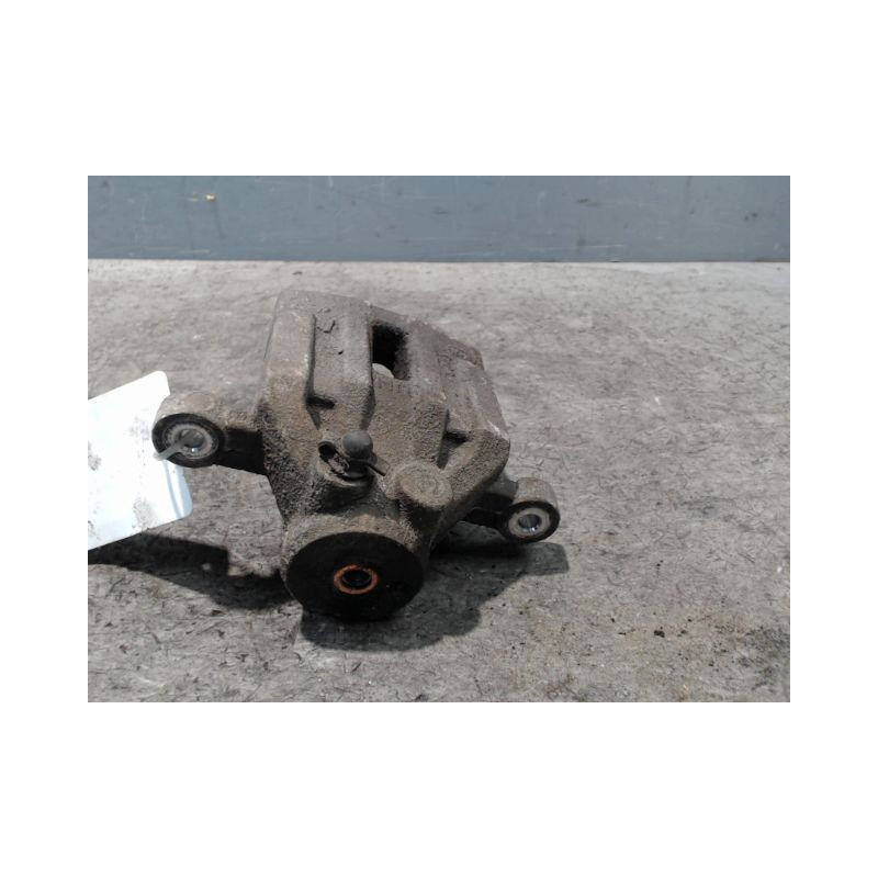ETRIER DE FREIN ARRIERE DROIT KIA CARENS 2002-