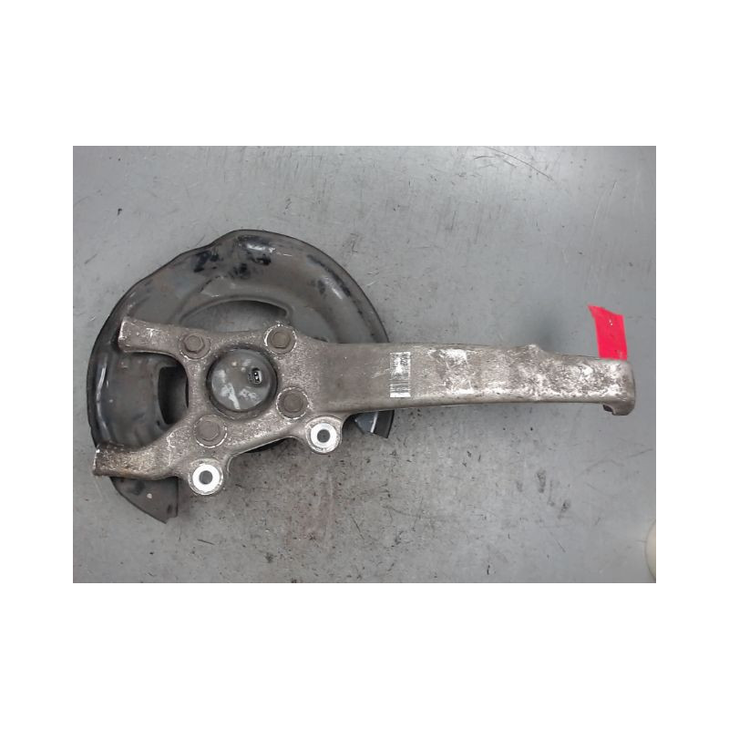 PIVOT AVANT DROIT LEXUS IS 2 PHASE 1 DIESEL