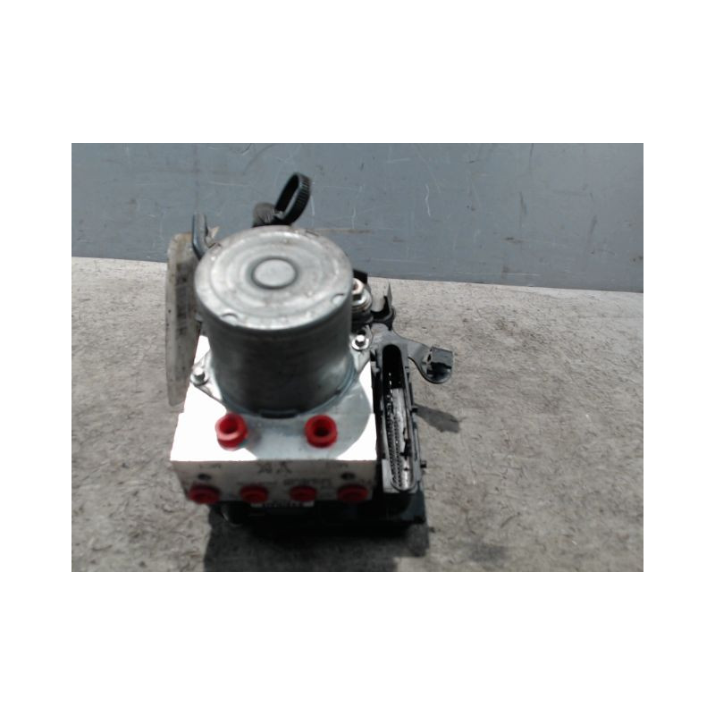 UNITE HYDRAULIQUE ABS TOYOTA VERSO 2010-