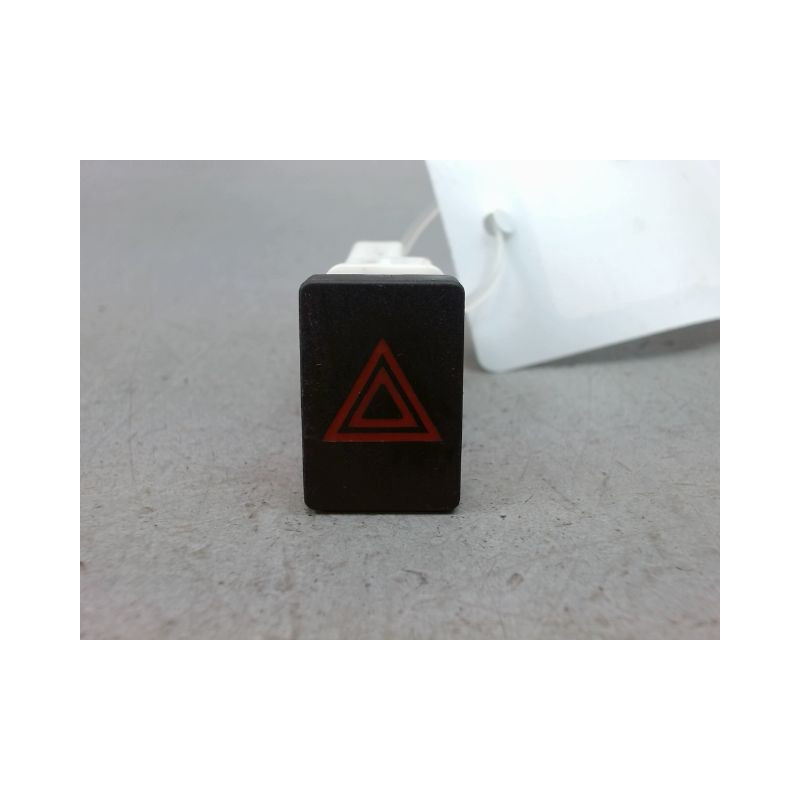 BOUTON DE WARNING NISSAN QASHQAI +2 I Phase 2 LONG 2010-2014