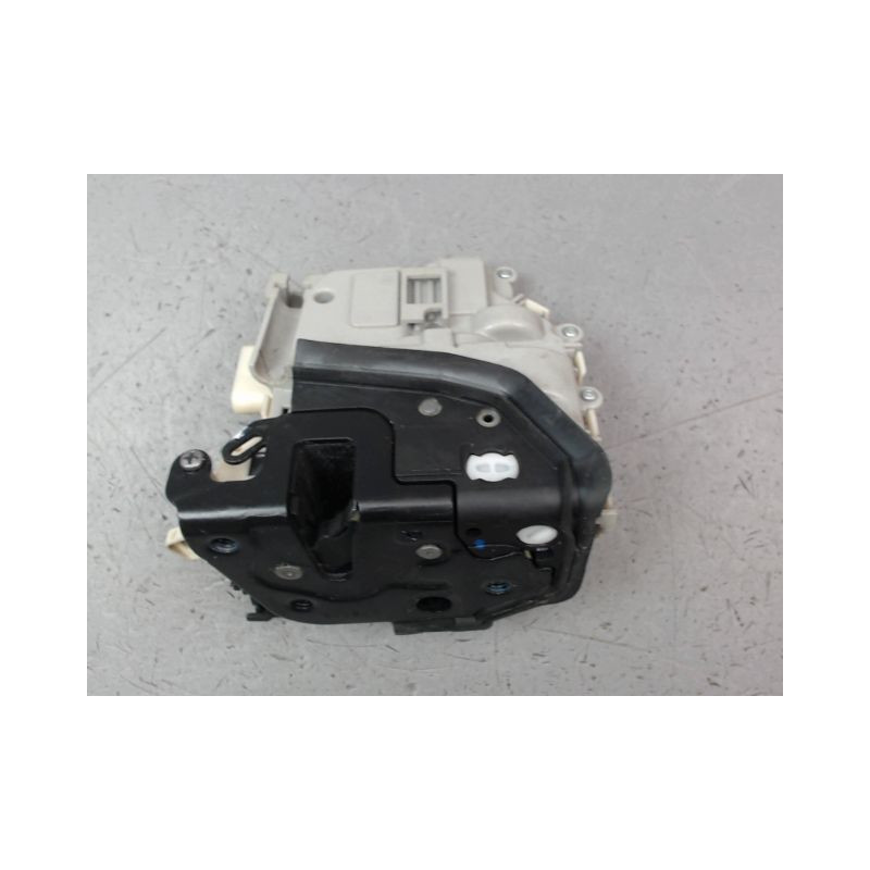 SYSTEME CONDAMNATION AVANT DROIT AUDI A3 SPORTBACK
