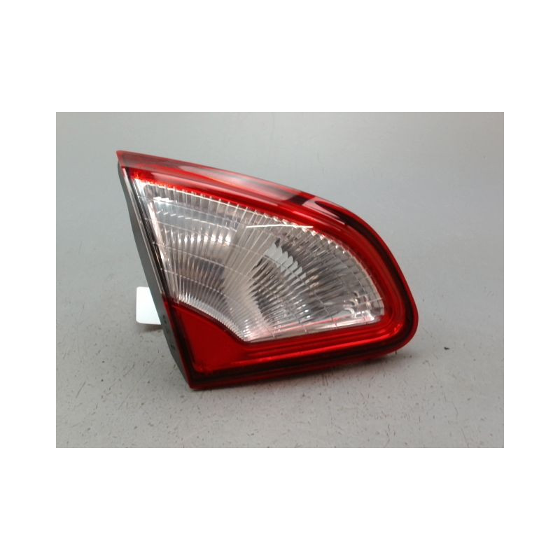 FEU ARRIERE INTERIEUR GAUCHE NISSAN QASHQAI +2 I Phase 2 LONG 2010-2014