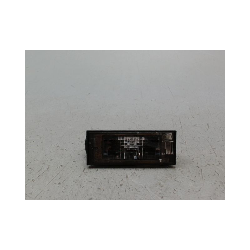 ECLAIREUR PLAQUE DE POLICE DROIT RENAULT CLIO IV Phase 1 2012-...