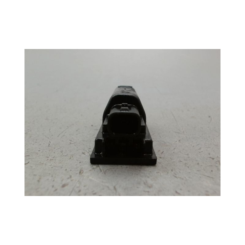 ECLAIREUR PLAQUE DE POLICE DROIT RENAULT CLIO IV Phase 1 2012-...
