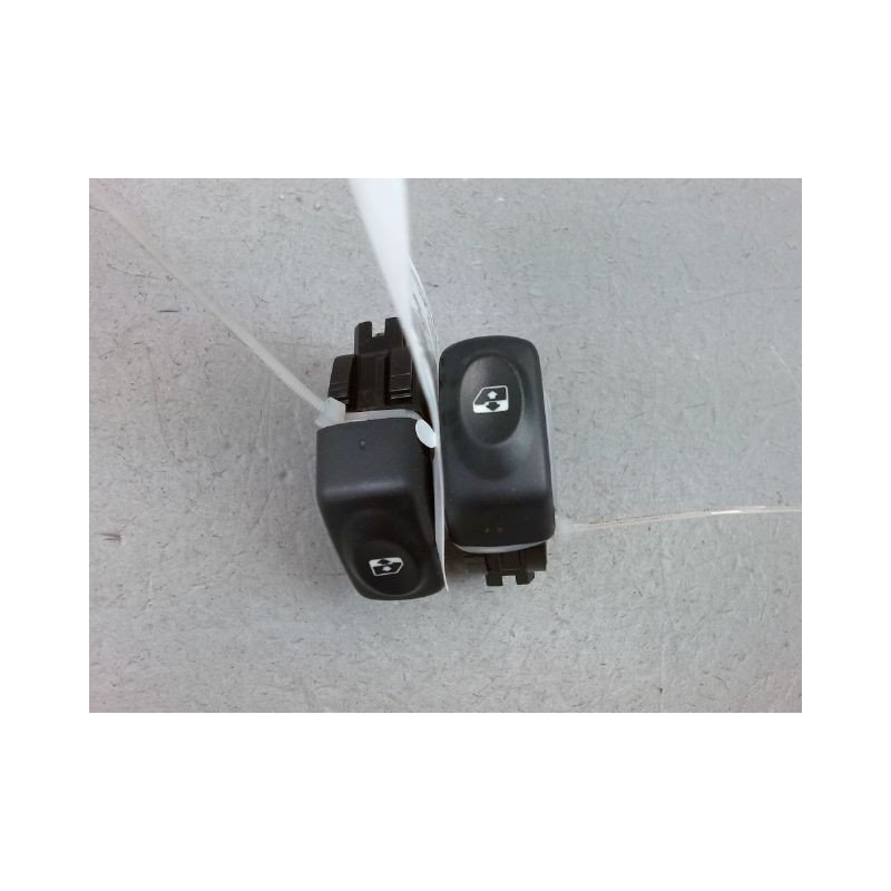 COMMANDE LEVE-GLACE PORTE AVG RENAULT CLIO II Phase 1 1998-2001
