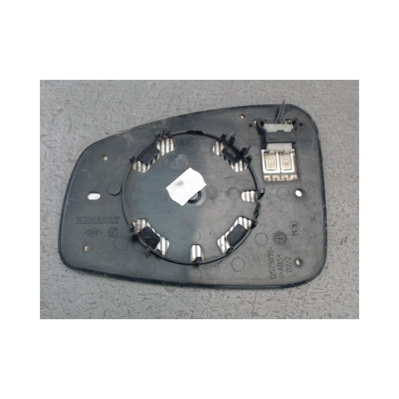 GLACE RETROVISEUR EXT D RENAULT MEGANE