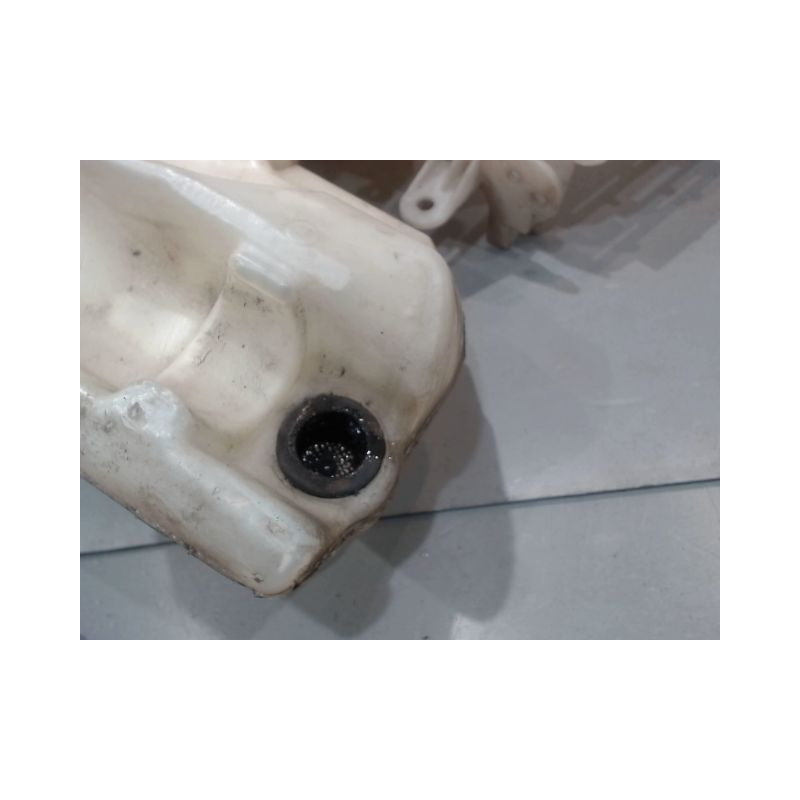 RESERVOIR LAVE-GLACE AVANT FORD MONDEO