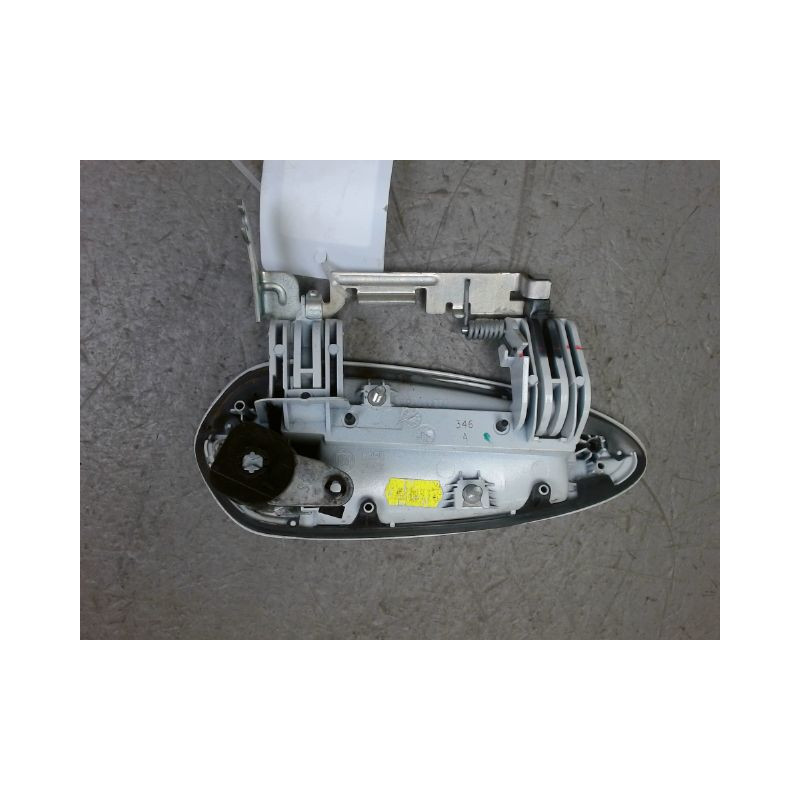 POIGNEE EXTERIEURE PORTE AVANT GAUCHE FIAT PUNTO