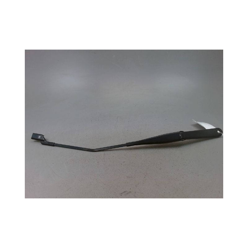 BRAS ESSUIE-GLACE AVANT DROIT FORD FIESTA 2005-