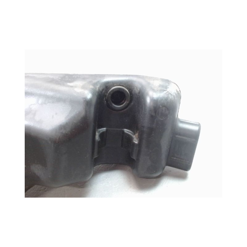 RESERVOIR LAVE-GLACE AVANT RENAULT EXPRESS