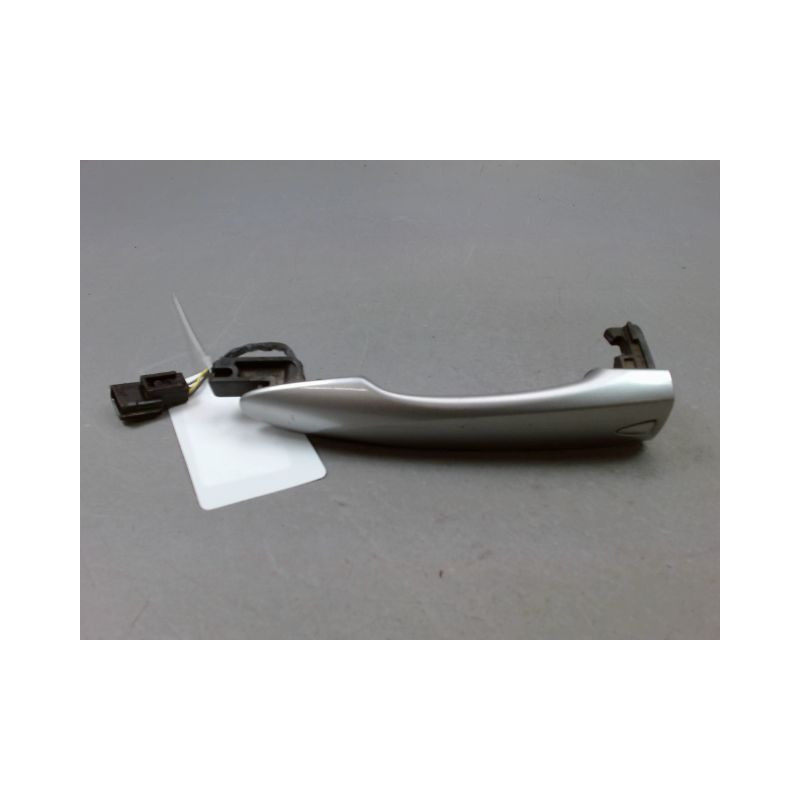 POIGNEE EXTERIEURE PORTE AVANT GAUCHE NISSAN QASHQAI BREAK II Phase 1 2014-...