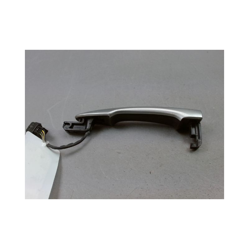 POIGNEE EXTERIEURE PORTE AVANT GAUCHE NISSAN QASHQAI BREAK II Phase 1 2014-...