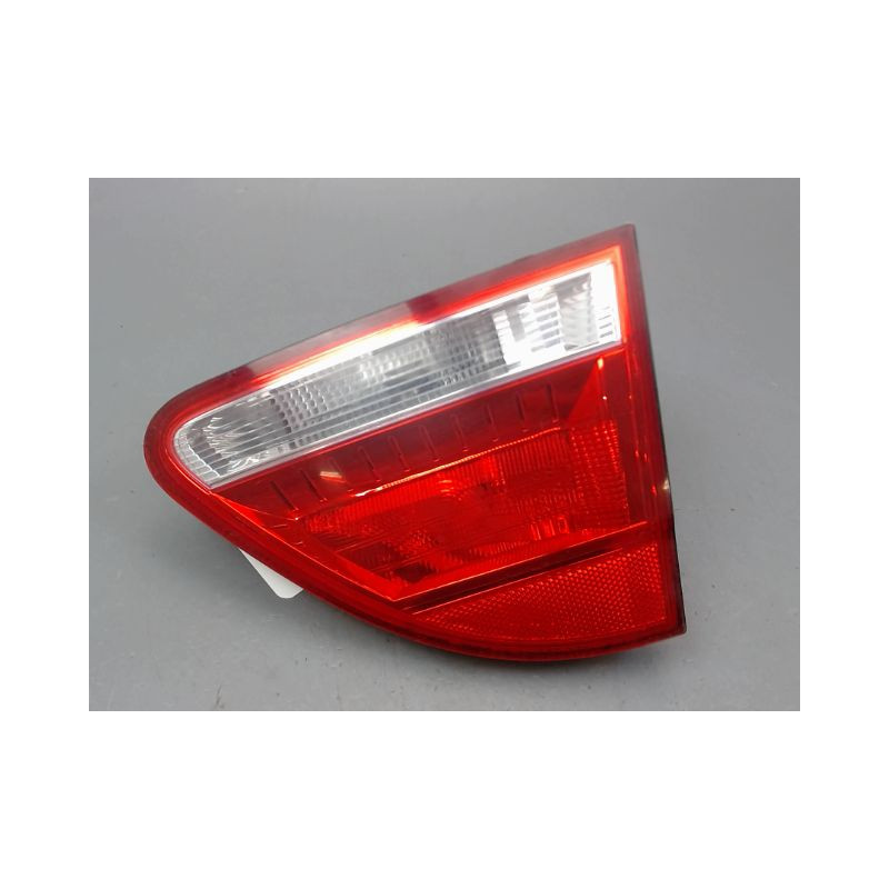 FEU ARRIERE INTERIEUR DROIT SEAT EXEO