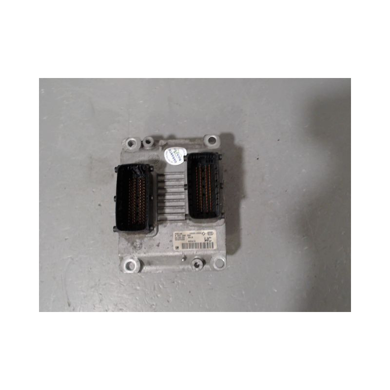 CALCULATEUR MOTEUR OPEL CORSA