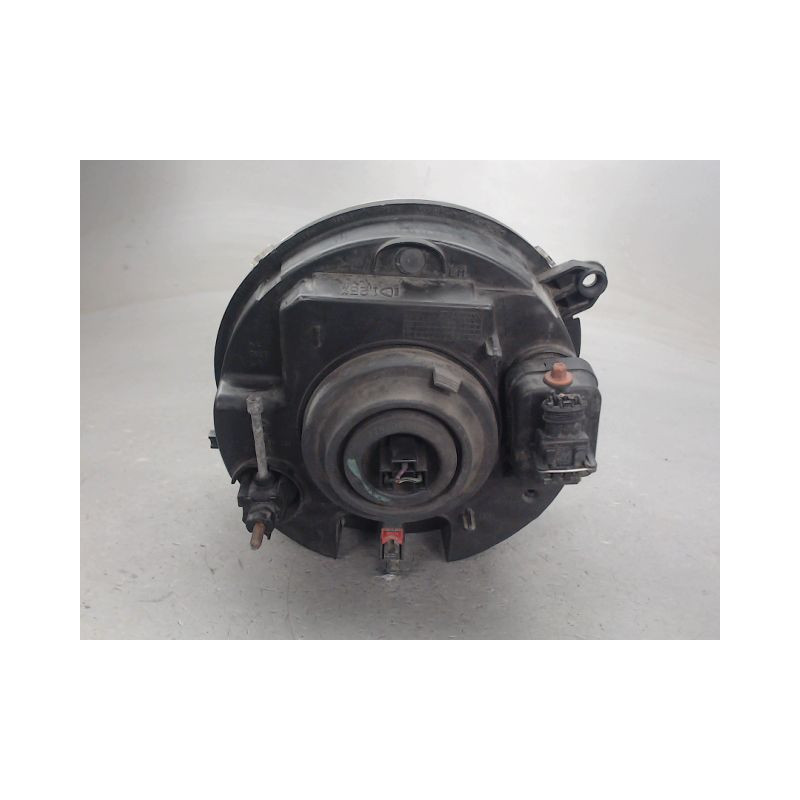 PHARE GAUCHE JEEP CHEROKEE