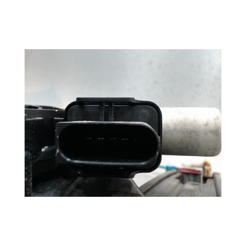 MECANISME+MOTEUR LEVE-GLACE AVANT GAUCHE B.M.W. SERIE 1