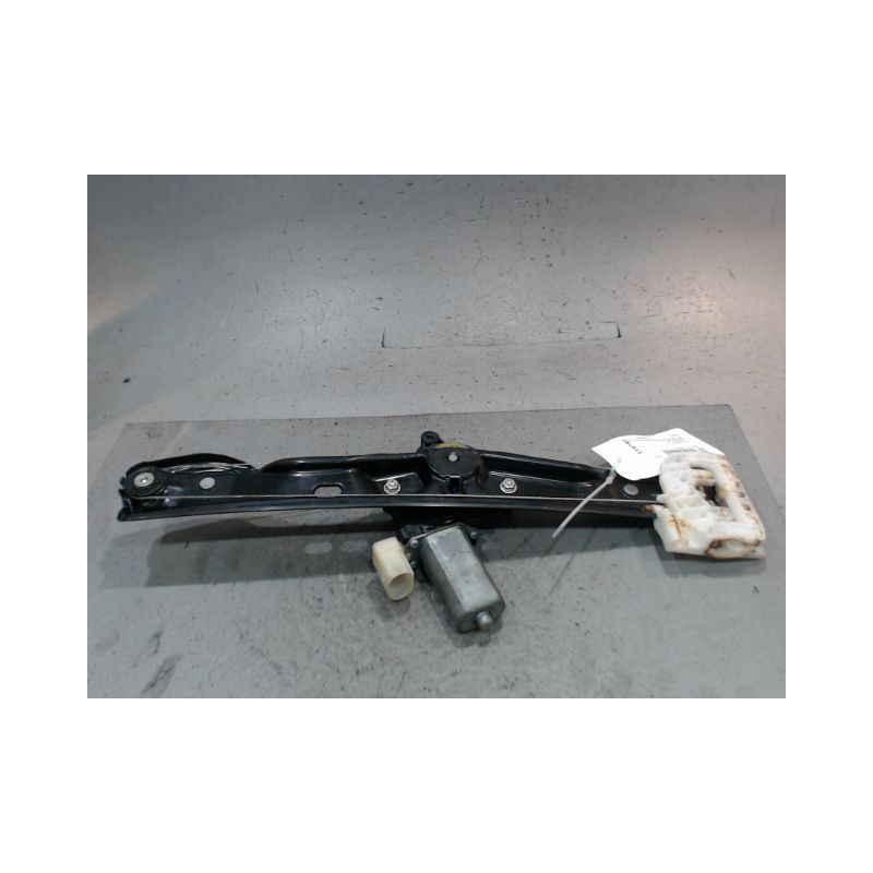 MECANISME+MOTEUR LEVE-GLACE ARRIERE GAUCHE B.M.W. SERIE 1