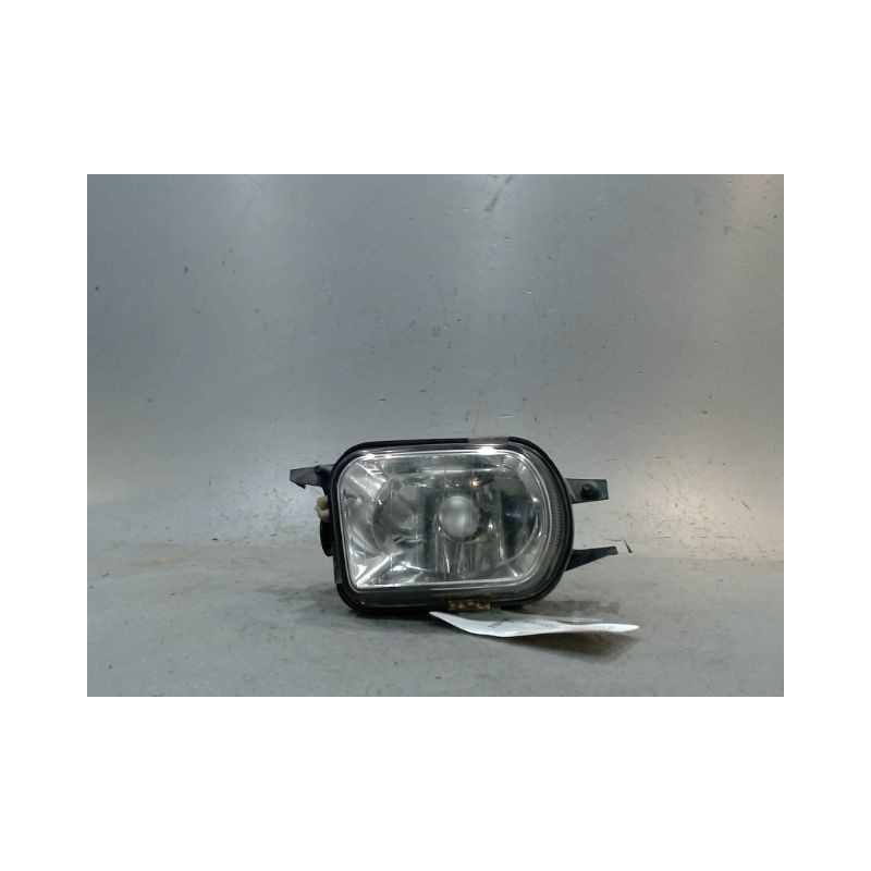 PHARE ANTIBROUILLARD AVANT GAUCHE MERCEDES CLK