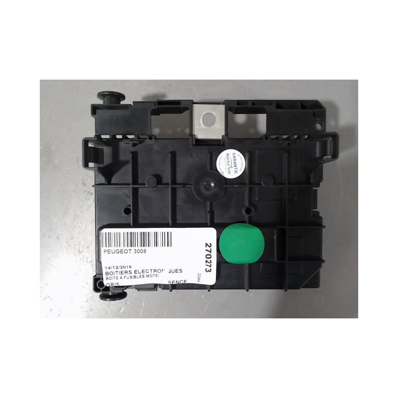 BOITE A FUSIBLES PEUGEOT 3008