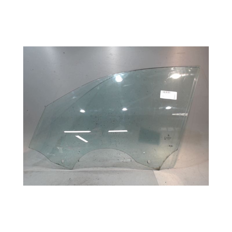 GLACE PORTE AVG B.M.W. SERIE 1