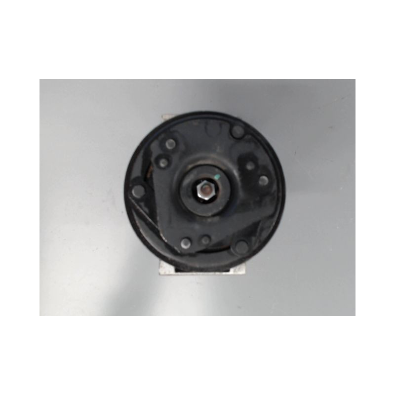 COMPRESSEUR AIR CONDITIONNE RENAULT VEL SATIS