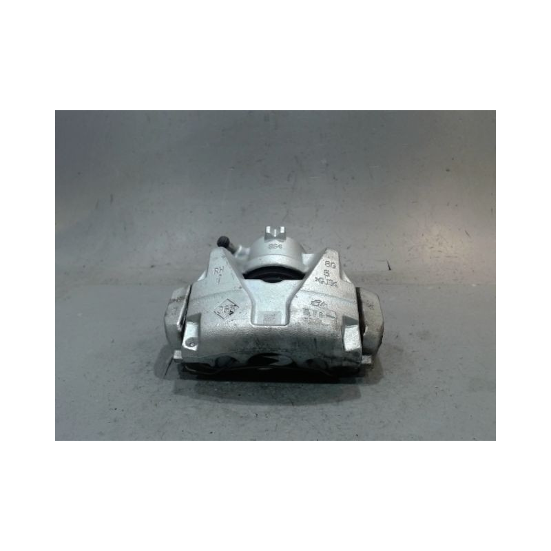 ETRIER DE FREIN AVANT DROIT RENAULT CLIO