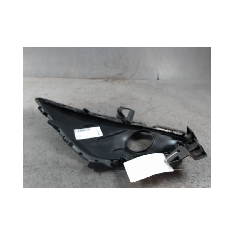 OBTURATEUR PHARE ADDITIONNEL PARE-CHOC AVG MAZDA MAZDA 5