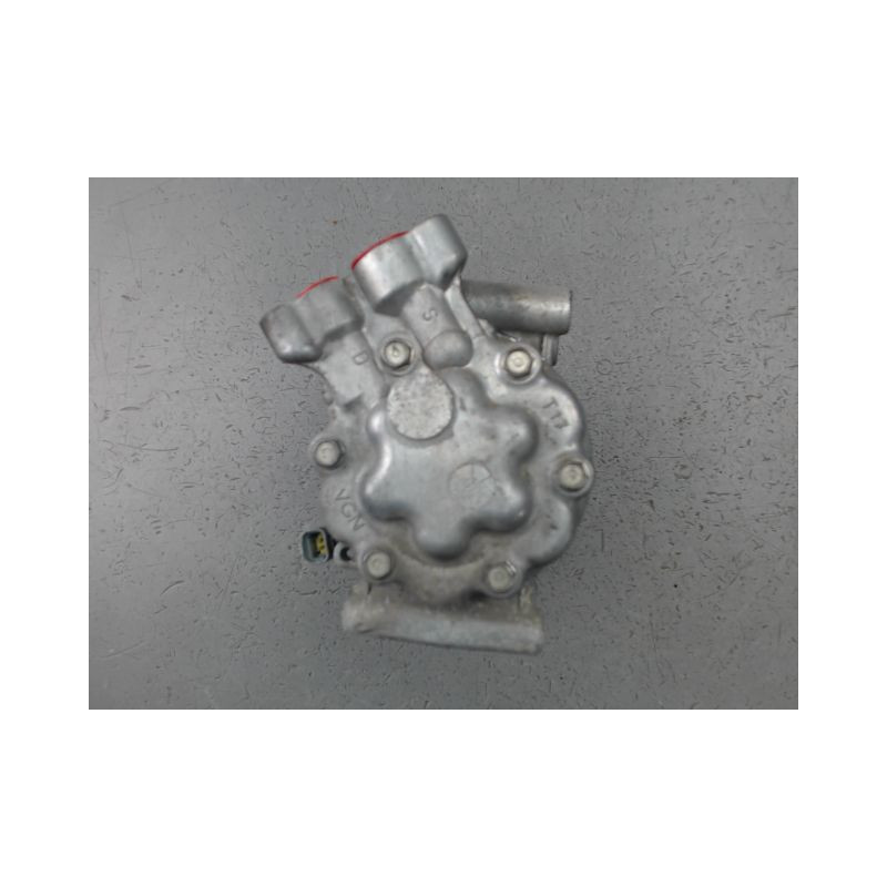 COMPRESSEUR AIR CONDITIONNE NISSAN JUKE