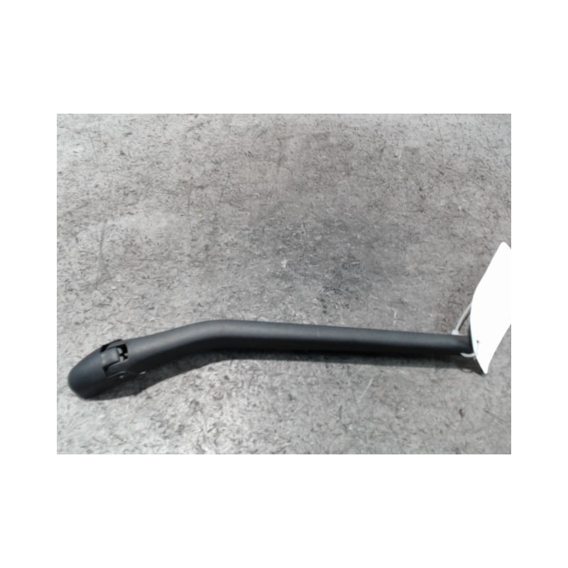 BRAS ESSUIE-GLACE ARRIERE FIAT PUNTO 2003-