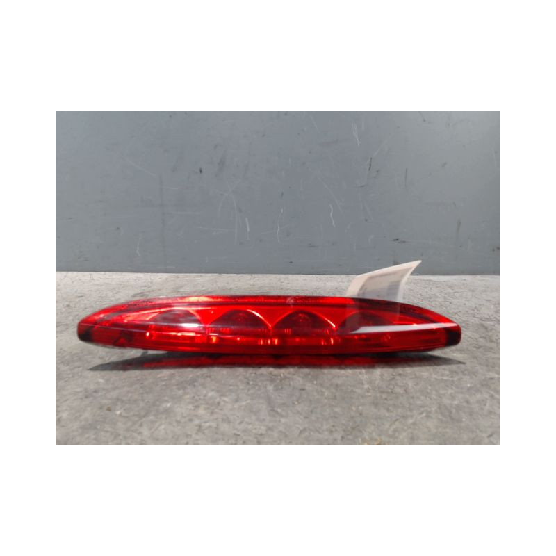 FEUX STOP SUPPLEMENTAIRE PEUGEOT 208