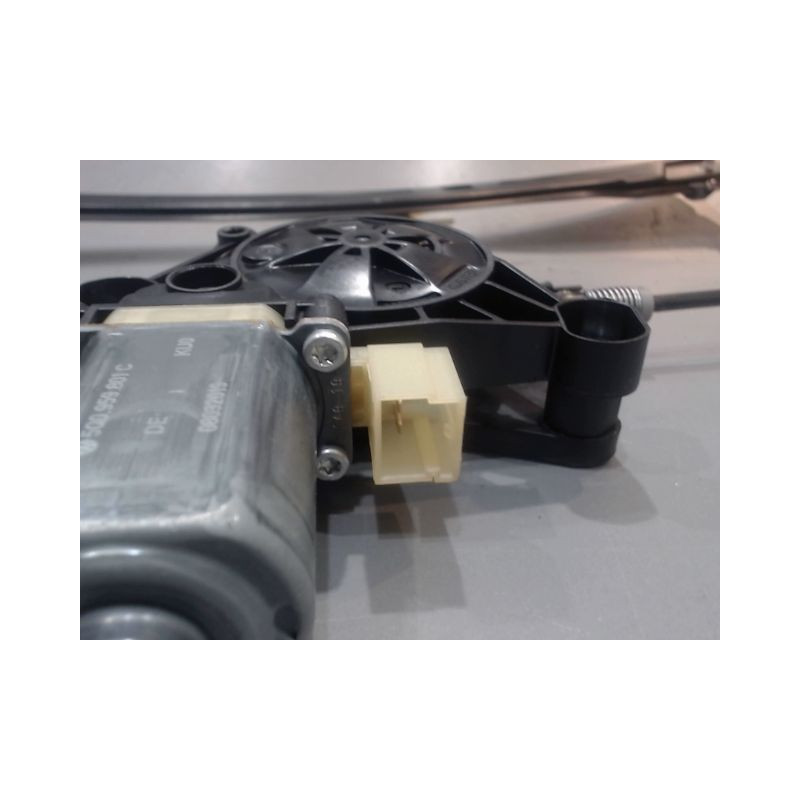 MECANISME+MOTEUR LEVE-GLACE AVANT DROIT VOLKSWAGEN TIGUAN